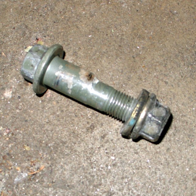 Spring: Camber bolt removed. Pay attention to how you took it out, it only fits in one direction.