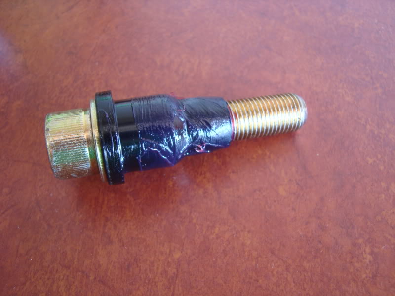 Subframe Lockbolt install for Subaru WRX/STi: Put anti seize like this on the lockoutbolts.